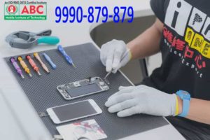 Mobile Repairing Institute in Laxmi Nagar